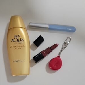 Set Of 4 Skin Aqua UV Super Moisture Gel Gold, Bobbi Brown Lipstick Crushed fwee